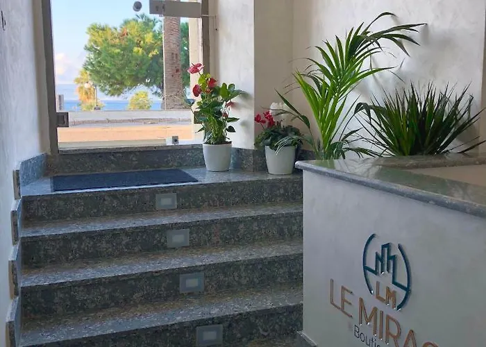 Le Mirage Boutique